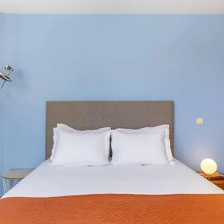 Apartamento Ocean Front 4-bed Luxury W/ Terrace & Parking